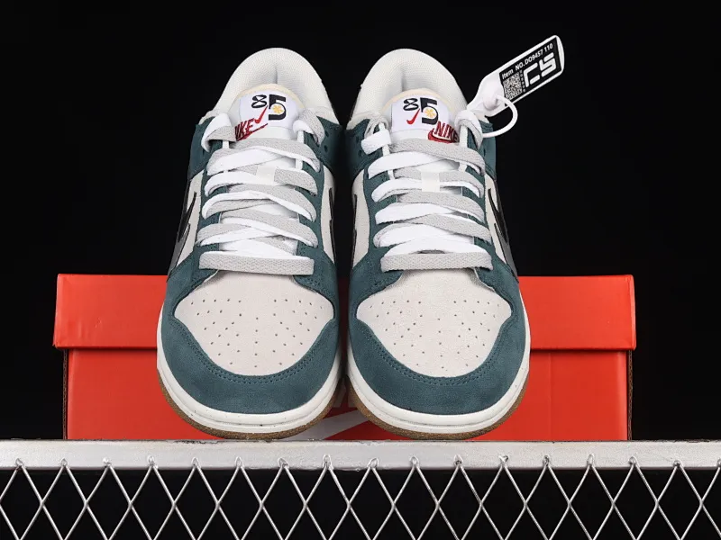 All categories Nk SB Dunk series Nk SB Dunk Low low-top sneakers Nk SB Dunk Low "85" gray green double hook SB low-top sports and leisure sneakers DO9457-110